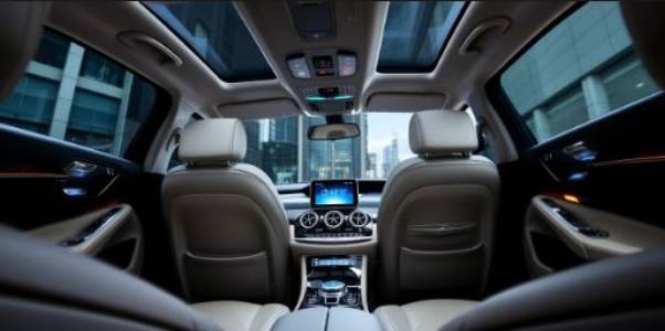 Luxurious interior of 2018 Mercedes-Benz GLE 350 featuring premium leather seats and elegant wood trim